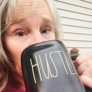 Meet your Posher, Donna